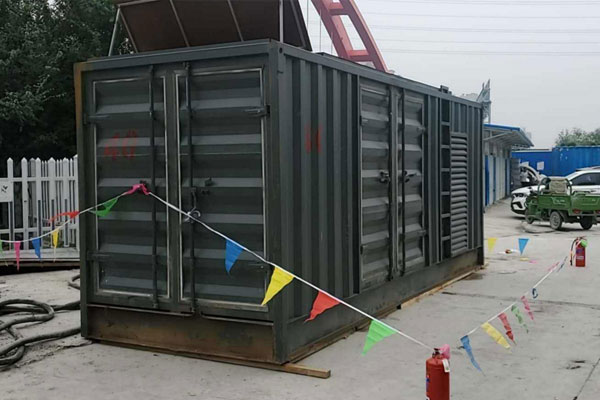 马龙发电机租赁空气滤清器多久更换一次？